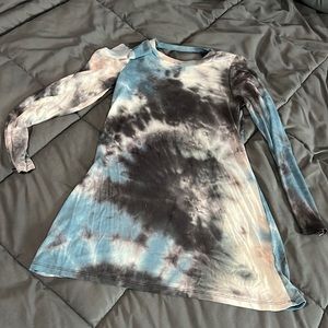 Kids 7/8 Tye Dye art class dress. Never worn.